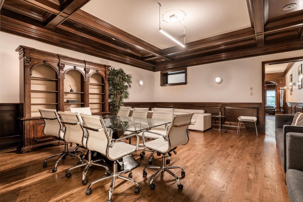 Superb City Center Penthouse On Two Floors-c Appartement Montréal