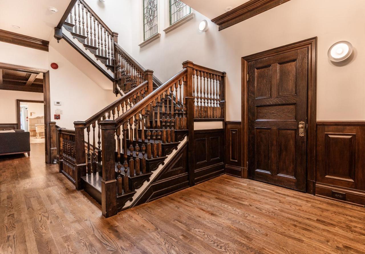 Superb City Center Penthouse On Two Floors-c Appartement *