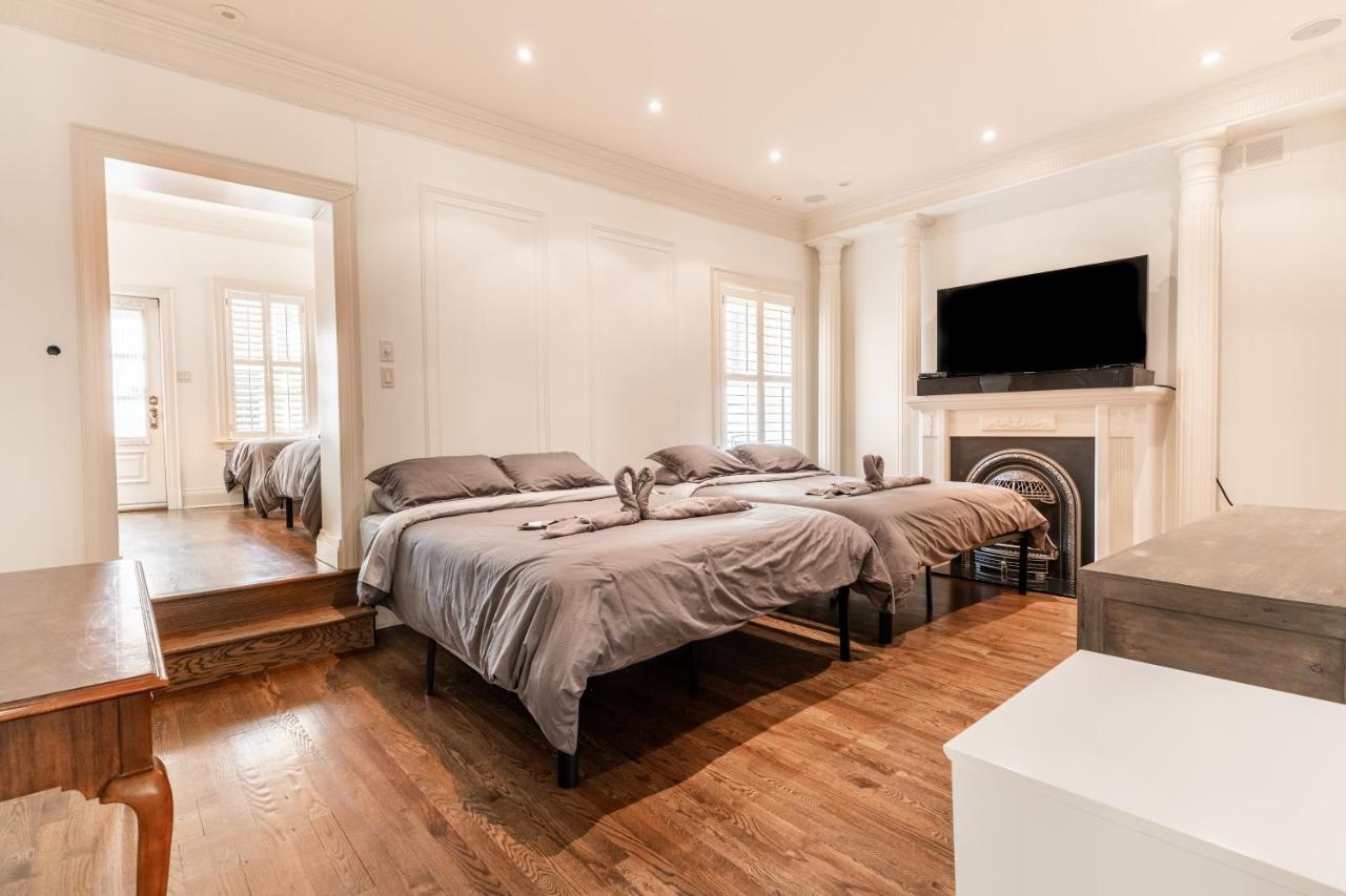 Superb City Center Penthouse On Two Floors-c Montréal