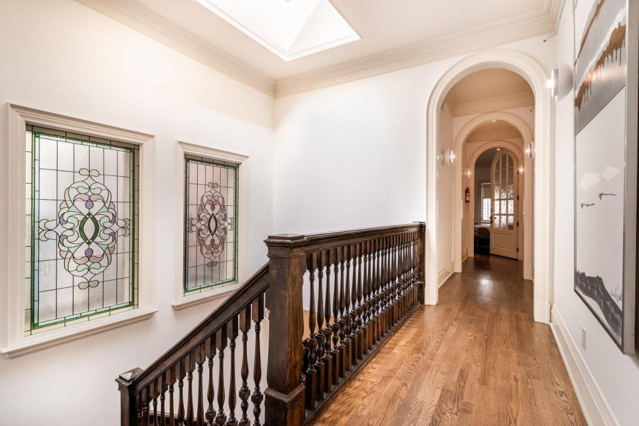 Superb City Center Penthouse On Two Floors-c Appartement *